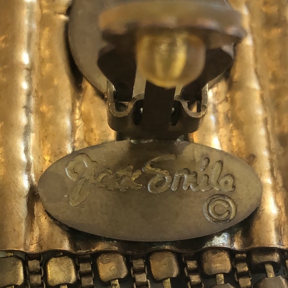 Stunning Vintage Crystal and Chains Statement Earrings-NWT-Boutique - Picture 7 of 8